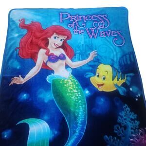 Disney Princess Ariel Plush Blanket "Princess of the Waves" 57x43